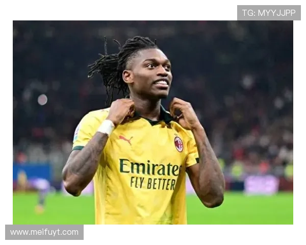 罗马诺曝英超两队关注莱奥动向